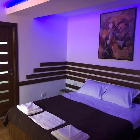 Apartament 2 Camere La Casa - Bucuresti エクステリア 写真