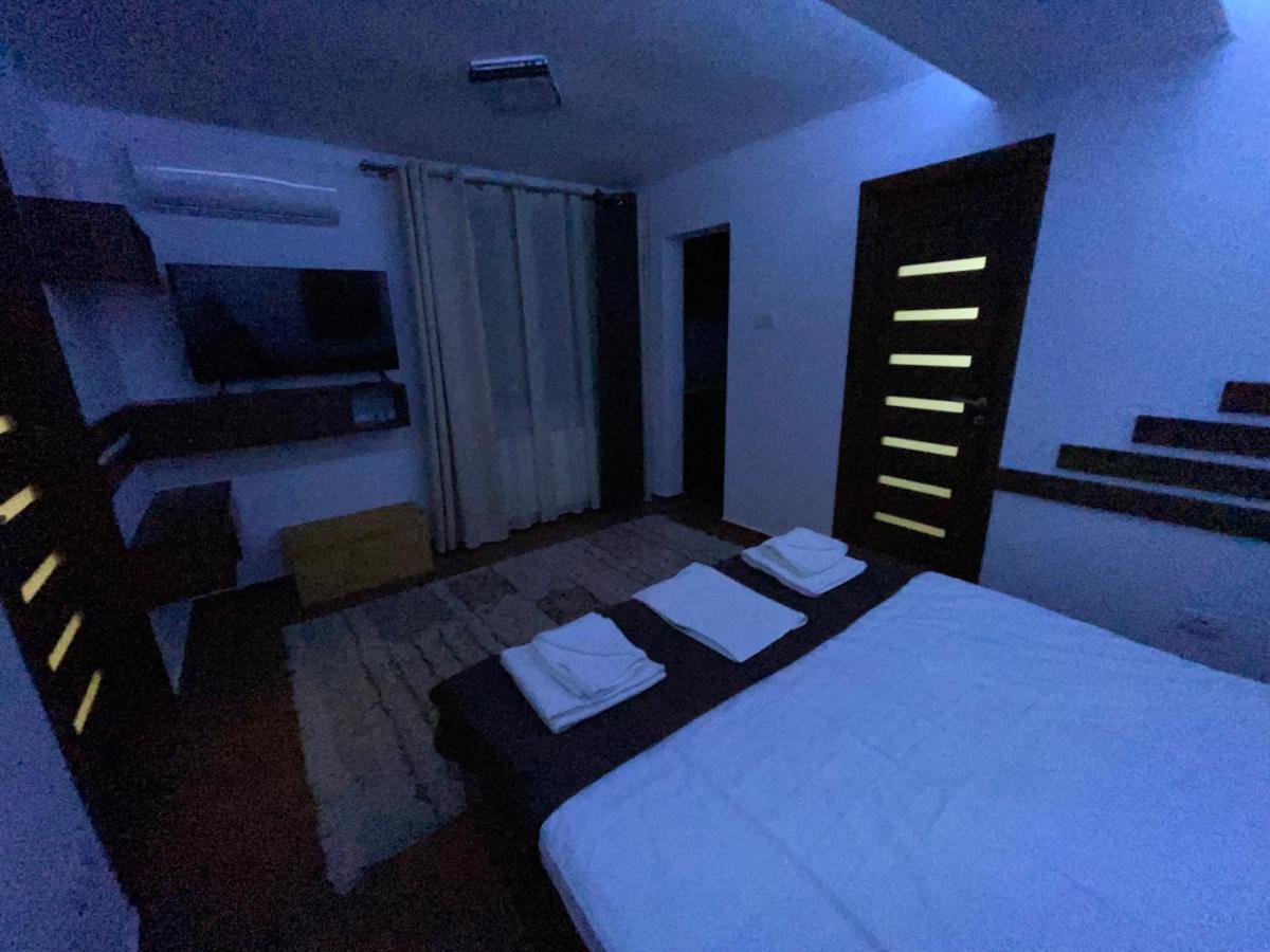 Apartament 2 Camere La Casa - Bucuresti エクステリア 写真