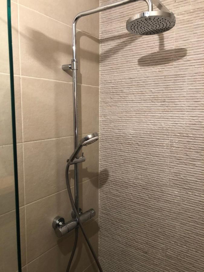 Apartament 2 Camere La Casa - Bucuresti エクステリア 写真